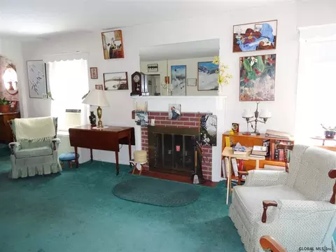 1338 Mcclellan St, Schenectady, NY 12309 photo 3