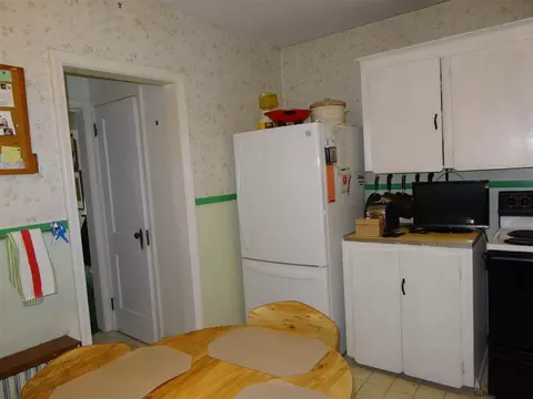 1338 Mcclellan St, Schenectady, NY 12309 photo 8