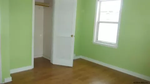371 12th St, Schenectady, NY 12306 photo 10