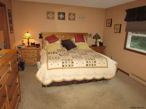1365 Kings Rd, Schenectady, NY 12303 photo 17