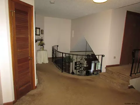 1365 Kings Rd, Schenectady, NY 12303 photo 14