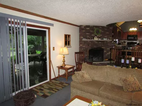 1365 Kings Rd, Schenectady, NY 12303 photo 9