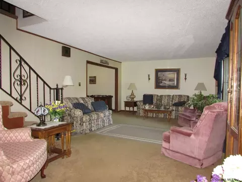 1365 Kings Rd, Schenectady, NY 12303 photo 13