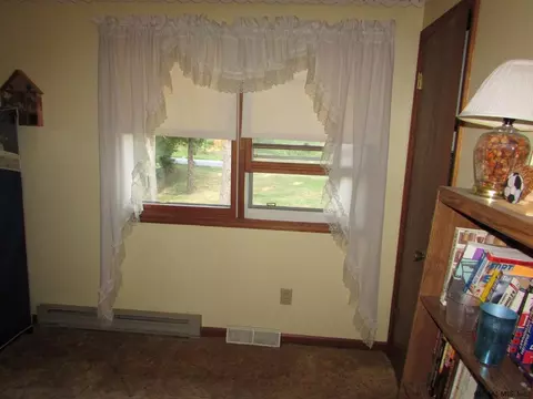 1365 Kings Rd, Schenectady, NY 12303 photo 16