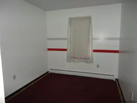 166 Ray Ave, Schenectady, NY 12304 photo 7