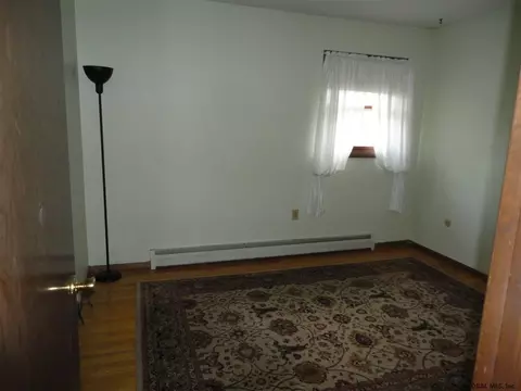 166 Ray Ave, Schenectady, NY 12304 photo 6