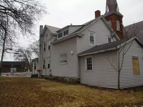 8 Sheridan St, Argyle, NY 12809 photo 4