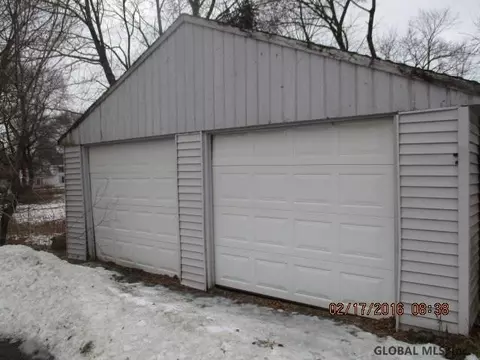 8 Sheridan St, Argyle, NY 12809 photo 6