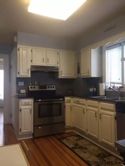1057 Garner Ave, Schenectady, NY 12309 photo 15