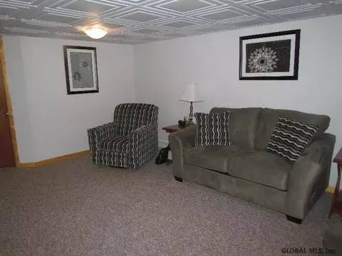 477 Bruno St, Schenectady, NY 12306 photo 19