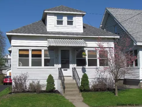 477 Bruno St, Schenectady, NY 12306 photo 1