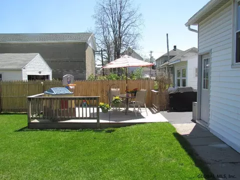 477 Bruno St, Schenectady, NY 12306 photo 24