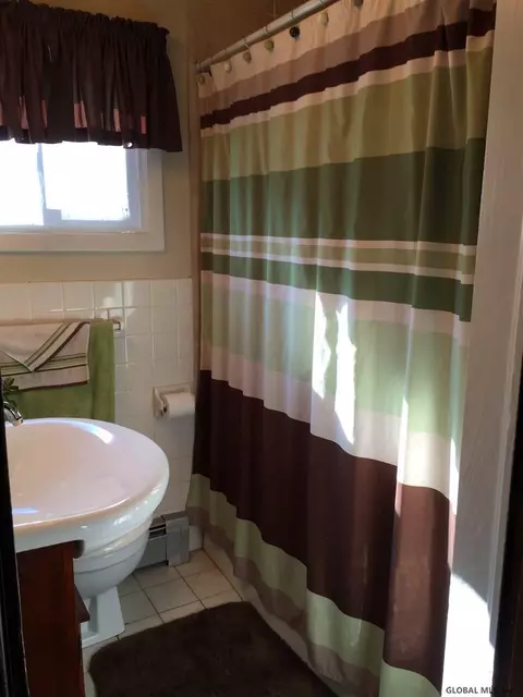 477 Bruno St, Schenectady, NY 12306 photo 12