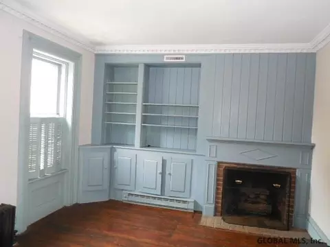 26 Front St, Schenectady, NY 12305 photo 4
