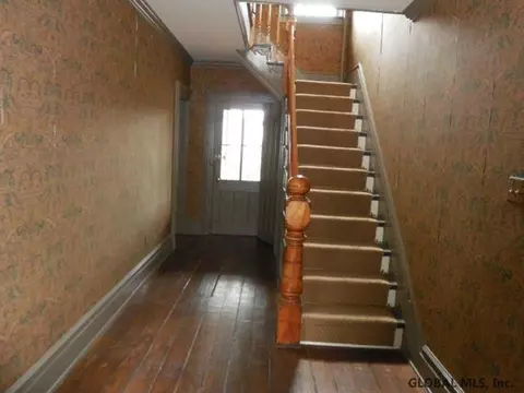 26 Front St, Schenectady, NY 12305 photo 2