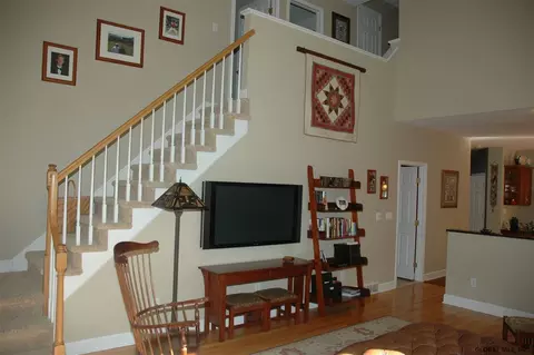 218 Bell Ct, Schenectady, NY 12303 photo 18
