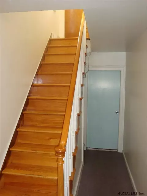 301 Front St, Schenectady, NY 12305 photo 2