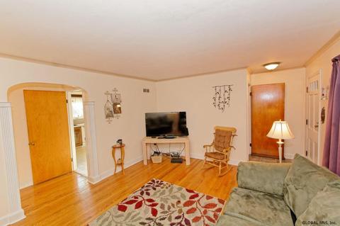 112 Park Ave, Schenectady, NY 12304 photo 6