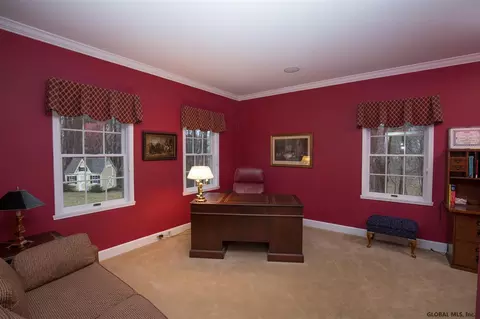 57 Duncan Phyfe Ln, Slingerlands, NY 12159 photo 11