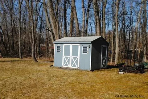 183 Maple Ave, Selkirk, NY 12158 photo 7