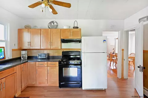 938 Harrison Ave, Schenectady, NY 12306 photo 5