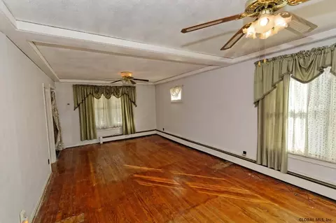 1904 Broad St, Schenectady, NY 12306 photo 8