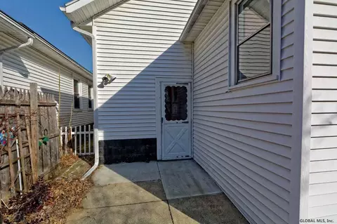 1904 Broad St, Schenectady, NY 12306 photo 21