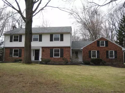 6 Graffunder Dr, Menands, NY 12204 photo 1