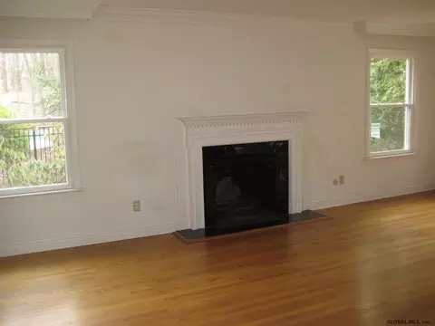 6 Graffunder Dr, Menands, NY 12204 photo 13