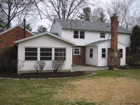6 Graffunder Dr, Menands, NY 12204 photo 4