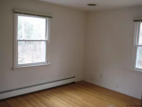 6 Graffunder Dr, Menands, NY 12204 photo 17