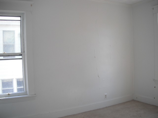 1006 Forest Rd, Schenectady, NY 12303 photo 9