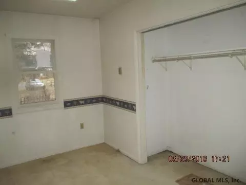 22 Harrison Ave, Delmar, NY 12054 photo 2
