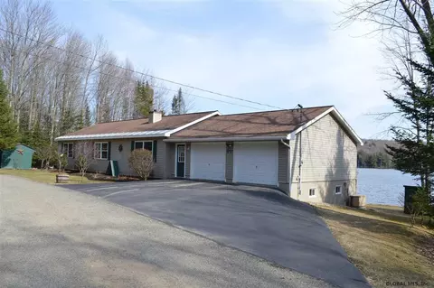 174 Lake Dr, Gloversville, NY 12078 photo 1