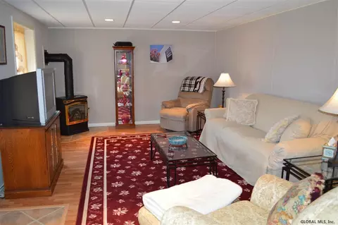 174 Lake Dr, Gloversville, NY 12078 photo 18