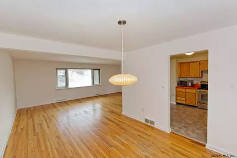 67 Carson Rd, Delmar, NY 12054 photo 7