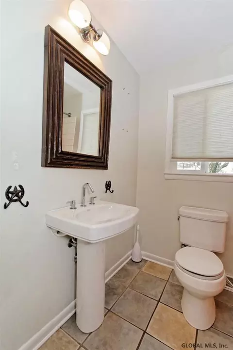 67 Carson Rd, Delmar, NY 12054 photo 17
