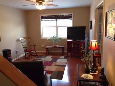 83 Marsdale Ct, Selkirk, NY 12158 photo 13