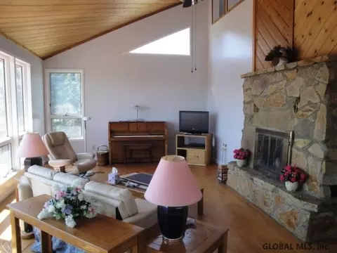 237 Settles Mountain Rd, Cobleskill, NY 12043 photo 3