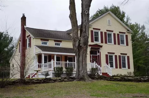 139 Gordon Rd, Schenectady, NY 12306 photo 2