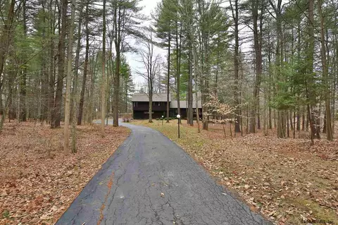 15 Devonshire Dr, Slingerlands, NY 12159 photo 2