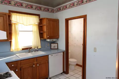 1077 Ardsley Rd, Schenectady, NY 12308 photo 8