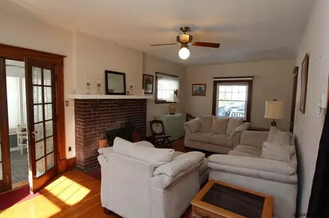 1077 Ardsley Rd, Schenectady, NY 12308 photo 2