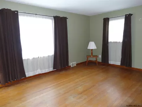 1635 Lenox Rd, Schenectady, NY 12308 photo 4