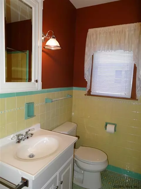 1635 Lenox Rd, Schenectady, NY 12308 photo 16