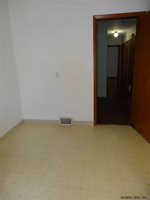 1635 Lenox Rd, Schenectady, NY 12308 photo 9