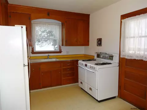 1635 Lenox Rd, Schenectady, NY 12308 photo 6