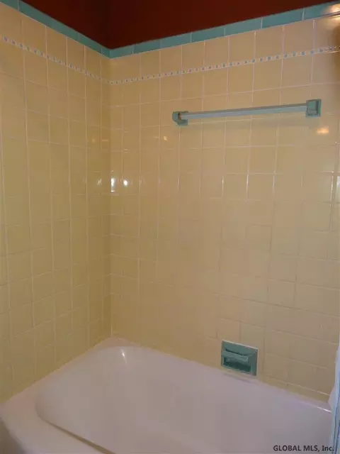 1635 Lenox Rd, Schenectady, NY 12308 photo 17