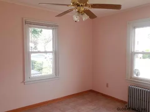25 Marriott Ave, Schenectady, NY 12304 photo 6