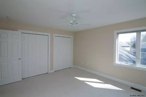 27 Pepper Ln, Saratoga Springs, NY 12866 photo 18